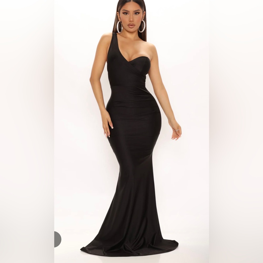 One Shoulder Fashion Nova Maxi Dress/Gown